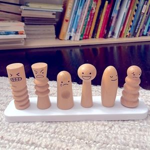 Lovevery Wooden Emotion Montessori Peg Toy